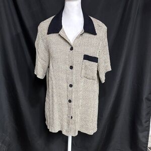 Vintage Elegant Women's Black and White Button Down Shirt